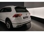 Volkswagen Tiguan R-Line Business 1.4 TSI eHybrid 245pk DSG Automaat Panoramadak, LED matrix koplampen, Adaptive cruise control, Achteruitrijcamera, Elektrische achterklep, Navigatie
