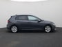 Volkswagen Golf 1.5e TSI 116PK Life DSG automaat · NIEUW MODEL · Navigatie · Head-Up display · Parkeersensoren · Stoel-& stuurverwarming · Garantie tot juli 2026