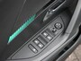 Peugeot e-2008 EV Allure Pack 50 kWh 136PK | ACCURAPPORT 95% | AppleCarPlay/AndroidAuto | Camera | Climate Control | Navigatie | Cruise Control | Keyless | Stoelverwarming | FULL LED | LMV | Privacy Glass |