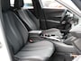 Peugeot e-2008 EV Allure Pack 50 kWh 136PK | ACCURAPPORT 95% | AppleCarPlay/AndroidAuto | Camera | Climate Control | Navigatie | Cruise Control | Keyless | Stoelverwarming | FULL LED | LMV | Privacy Glass |