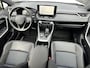 Toyota RAV4 2.5 Hybrid AWD Bi-Tone Apple Carplay/Android Auto navigatie, Stoelverwarming, Achteruitrij camera, Adaptieve cruise control, Kunstlederen/alcantara bekleding, Keyless
