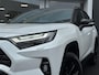 Toyota RAV4 2.5 Hybrid AWD Bi-Tone Apple Carplay/Android Auto navigatie, Stoelverwarming, Achteruitrij camera, Adaptieve cruise control, Kunstlederen/alcantara bekleding, Keyless