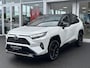 Toyota RAV4 2.5 Hybrid AWD Bi-Tone Apple Carplay/Android Auto navigatie, Stoelverwarming, Achteruitrij camera, Adaptieve cruise control, Kunstlederen/alcantara bekleding, Keyless