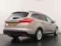 Ford Focus Wagon 1.0 Trend Edition - Nieuwe distributieriem - Navigatie - Trekhaak - Lichtmetalen velgen