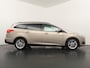 Ford Focus Wagon 1.0 Trend Edition - Nieuwe distributieriem - Navigatie - Trekhaak - Lichtmetalen velgen