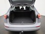 Volkswagen Golf Variant 1.0 eTSI Life Business AUTOMAAT | Navigatie | Parkeersensoren | Adaptieve Cruise Control | Sfeerverlichting
