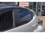 Toyota Yaris 1.5 Hybrid Bi-Tone Parelmoer | 1e Eigenaar | Carplay Navi | 100% Onderhouden | 12 mnd BOVAG garantie Whatsapp 06-53188999