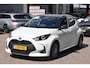 Toyota Yaris 1.5 Hybrid Bi-Tone Parelmoer | 1e Eigenaar | Carplay Navi | 100% Onderhouden | 12 mnd BOVAG garantie Whatsapp 06-53188999