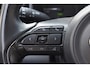 Toyota Yaris 1.5 Hybrid Bi-Tone Parelmoer | 1e Eigenaar | Carplay Navi | 100% Onderhouden | 12 mnd BOVAG garantie Whatsapp 06-53188999