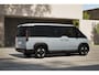 Kia PV5 Passenger Plus 71.2 kWh Parkeersensoren Rondom | 12,9 inch Display met navigatie | Climate control | Verwarmde stoelen voor en achter | Verwarmd stuur | V2L, inductielader.