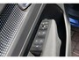 Volvo XC40 1.5 T4 Recharge R-Design | Trekhaak Uitklapbaar | Panorama Dak | Stoel + Stuurverwarming | Achteruitrijcamera | 19'' LMV |