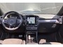 Volvo XC40 1.5 T4 Recharge R-Design | Trekhaak Uitklapbaar | Panorama Dak | Stoel + Stuurverwarming | Achteruitrijcamera | 19'' LMV |