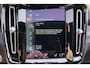 Volvo XC40 1.5 T4 Recharge R-Design | Trekhaak Uitklapbaar | Panorama Dak | Stoel + Stuurverwarming | Achteruitrijcamera | 19'' LMV |