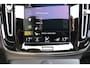 Volvo XC40 1.5 T4 Recharge R-Design | Trekhaak Uitklapbaar | Panorama Dak | Stoel + Stuurverwarming | Achteruitrijcamera | 19'' LMV |