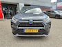 Toyota RAV4 2.5 PLUG-IN HYBRID STYLE STOEL/STUURVERW BLIND SPOT EL-ACHTERKLEP APPLE/ANDROID CAMERA KEYLESS 18'' LM-VELGEN NAVI AD-CRUISE CLIMA