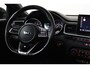 Kia ProCeed 1.4 T-GDI GT-Line (PANORAMADAK, STOEL-/STUURVERWARMING, CAMERA, CARPLAY, LED)