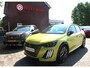 Peugeot 208 100 Pk. *** GT *** Nieuw Type *** SUPERLUXE en SPORTIEF *** Draadloos Apple CarPlay / Android Auto met Google Maps Navigatie en Spotify * Keyless Entry & Start Button * Achteruitrij Parkeer Camera * 1/2 Leder Interieur * DAB Radio * L.M. Velgen * Full Vingerhoets; Vierde Generatie Eersteklas Service !