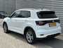 Volkswagen T-Cross 1.0 TSI R-Line DSG / R-Line Exterieur / Style Interieur / Navigatie / Parkeersensoren V+A / Stoelverwarming / Climate controle / **
