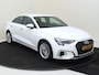 Audi A3 Limousine 30 TFSI Business edition | Full LED verlichting | Navigatie Plus | Cruise control | Draadloze telefoonlader | CarPlay | Digital cockpit | Parkeersensoren achter |