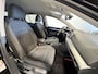 Volkswagen Golf 1.0 eTSI Life | Navigatie/Android/Apple Carplay | LM Velgen 16" | Cruise Control Adaptief | Voorstoelen Verwarmd | Airco |
