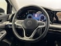 Volkswagen Golf 1.0 eTSI Life | Navigatie/Android/Apple Carplay | LM Velgen 16" | Cruise Control Adaptief | Voorstoelen Verwarmd | Airco |