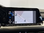 Volkswagen Golf 1.0 eTSI Life | Navigatie/Android/Apple Carplay | LM Velgen 16" | Cruise Control Adaptief | Voorstoelen Verwarmd | Airco |