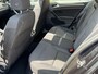 Volkswagen Golf 1.0 TSI Business Edition - Panorama dak I Navigatie I Airco I LED I PDC I "19"Sport velgen I Dealer onderhouden