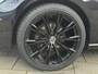 Volkswagen Golf 1.0 TSI Business Edition - Panorama dak I Navigatie I Airco I LED I PDC I "19"Sport velgen I Dealer onderhouden