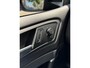 Volkswagen Golf 1.0 TSI Business Edition - Panorama dak I Navigatie I Airco I LED I PDC I "19"Sport velgen I Dealer onderhouden