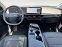Kia EV6 Light Edition 63 kWh Stoelverwarming | Parkeer sensoren voor + achter | Airco | Navigatie | 428Km WLTP | DEMO