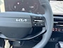 Kia EV6 Light Edition 63 kWh Stoelverwarming | Parkeer sensoren voor + achter | Airco | Navigatie | 428Km WLTP | DEMO