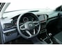 Volkswagen T-Cross 1.0 TSI Style. Adaptief Cruise, Navi, Clima, StoelVerw, 17"LMV, PDC V+A
