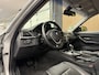 BMW 3-Serie 320i Executive * Automaat / Xenon / Leder / Navigatie / NL Auto *