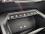Audi A3 Sportback 40 TFSI e Advanced edition 204 PK Airco | Automaat | Apple Carplay | Andoid Auto | Cruise Control | Electronic Climate Controle | Parkeersensoren | Stoelverwarming | Digital Cockpit Pro | Sportstoelen | Lederen Stuurwiel | Lichtmetalen Velgen | Navigatiesysteem | Elektrisch Verstelbare Voorstoelen