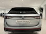Volkswagen Passat Variant 1.5 eTSI R-Line Edition | Fysieke voorraad auto | Direct leverbaar | Assistance Pakket Plus | Black Style Pakket | Comfort Pakket Plus | Navigatie | Harman Kardon