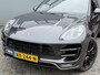 Porsche Macan BWJ 2016 3.6 Turbo 400 PK AKRAPOVIC / CARBON PAKKET / SCHUIF PANO / MEMORY STOEL / BOSE / LEDER / STOELVERW. + VENT. / NAVI / CLIMA / CRUISE / FULL LED /