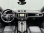 Porsche Macan BWJ 2016 3.6 Turbo 400 PK AKRAPOVIC / CARBON PAKKET / SCHUIF PANO / MEMORY STOEL / BOSE / LEDER / STOELVERW. + VENT. / NAVI / CLIMA / CRUISE / FULL LED /
