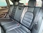 Porsche Macan BWJ 2016 3.6 Turbo 400 PK / AKRAPOVIC / CARBON PAKKET / SCHUIF PANO / MEMORY STOEL / BOSE / LEDER / STOELVERW. + VENT. / NAVI / CLIMA / CRUISE / FULL LED /