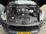 Porsche Macan BWJ 2016 3.6 Turbo 400 PK AKRAPOVIC / CARBON PAKKET / SCHUIF PANO / MEMORY STOEL / BOSE / LEDER / STOELVERW. + VENT. / NAVI / CLIMA / CRUISE / FULL LED /