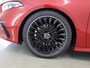 Mercedes-Benz A-klasse 180 Business Solution AMG | Night pakket | 19 inch velgen | Panoramadak | Keyless entry |