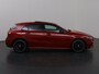 Mercedes-Benz A-klasse 180 Business Solution AMG | Night pakket | 19 inch velgen | Panoramadak | Keyless entry |