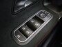 Mercedes-Benz A-klasse 180 Business Solution AMG | Night pakket | 19 inch velgen | Panoramadak | Keyless entry |