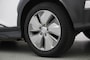 Hyundai Kona Electric Fashion 64 kWh - Carplay, Camera, Stoelverw. SOH 100%