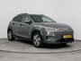 Hyundai Kona Electric Premium 64 kWh | Uniek leder | Head up display | Carplay & Navi | Stoel verwarming & ventilatie |