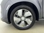 Hyundai Kona Electric Premium 64 kWh | Uniek leder | Head up display | Carplay & Navi | Stoel verwarming & ventilatie |