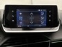 Peugeot 208 GT 100 pk | Navigatie | Achteruitrijcamera | Parkeersensoren Voor en Achter | Sportstoelen | LED Koplampen | Keyless Start | DAB Ontvanger | Lederen Stuurwiel | Climate Control | Cruise Control | 17" Lichtmetalen Velgen | Apple Carplay/Android Auto |