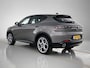 Alfa Romeo Tonale SUV Veloce Hybrid 280 pk Automaat | Navigatie | Elektrisch Glazen Panoramadak | Rondomzicht Camera | Lederen Bekleding | Voorstoelen Verwarmd | Elektrische Achterklep met Sensor | Matrix LED Koplampen | Adaptieve Cruise Control | 20" Lichtmetalen Velgen | Apple Carplay/Android Auto |