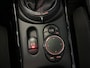 MINI Clubman Mini 1.5 Cooper Chili Serious Business JWC | Schuifdak | Navigatie