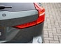 Volvo V60 2.0 T6 Plug-in hybrid AWD Plus Dark | Lounge Pakket | Premium Pakket | Lighting Pakket | Forest Lake | 19" 6-Spaaks Black Velgen |