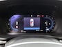 Volvo V60 2.0 B3 Essential Edition | Elektrische uitklapbare Trekhaak | Cruise Controle | Achteruitrij Camera | Apple Carplay / Android Auto |
